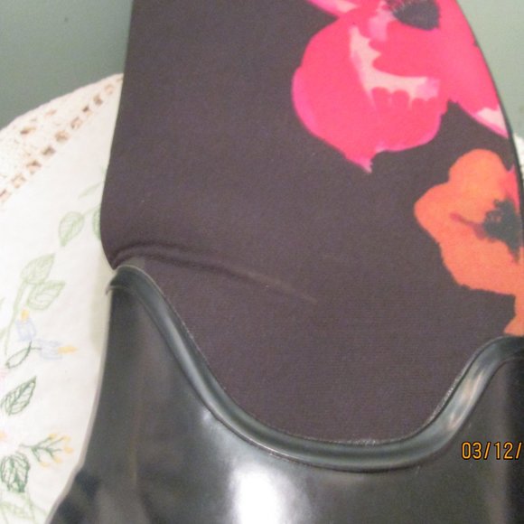 Cougar Tall Black Red Floral Rain Boots 7 Pretty! - Picture 12 of 12